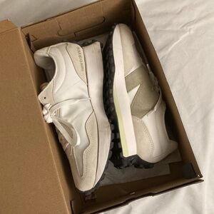 New Balance Neutral Sneakers